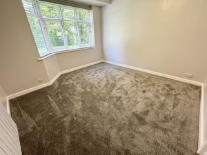 Bedroom - click for photo gallery